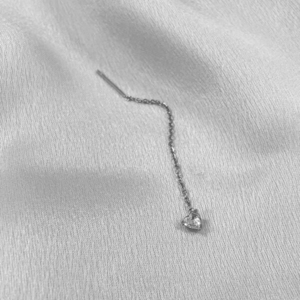 ORECCHININO SALISCENDI CON CUORE STRASS