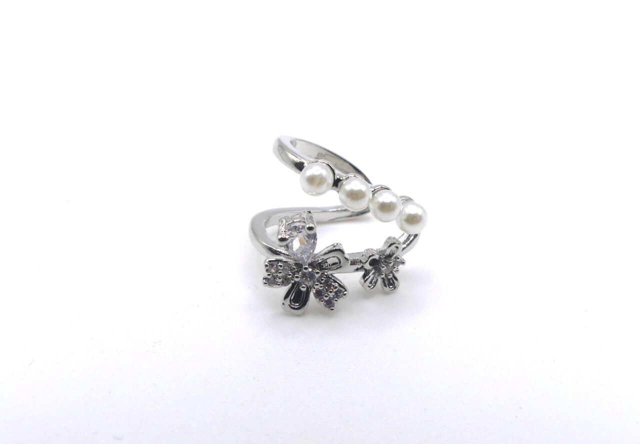 ear cuff ondulato fiore e perle