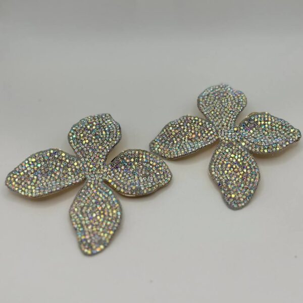 orecchini foglie grandi strass