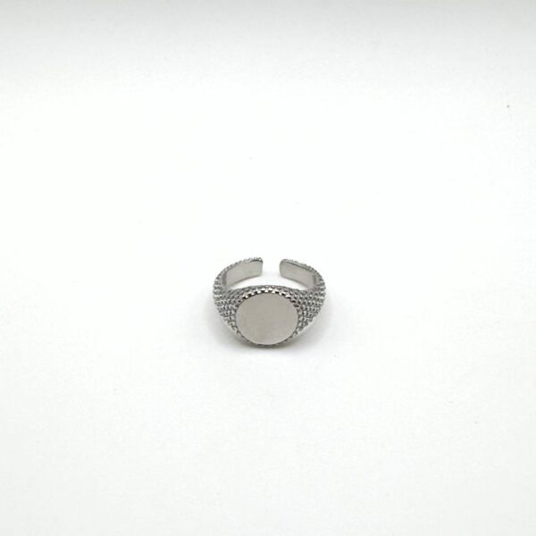anello chevalier martellato