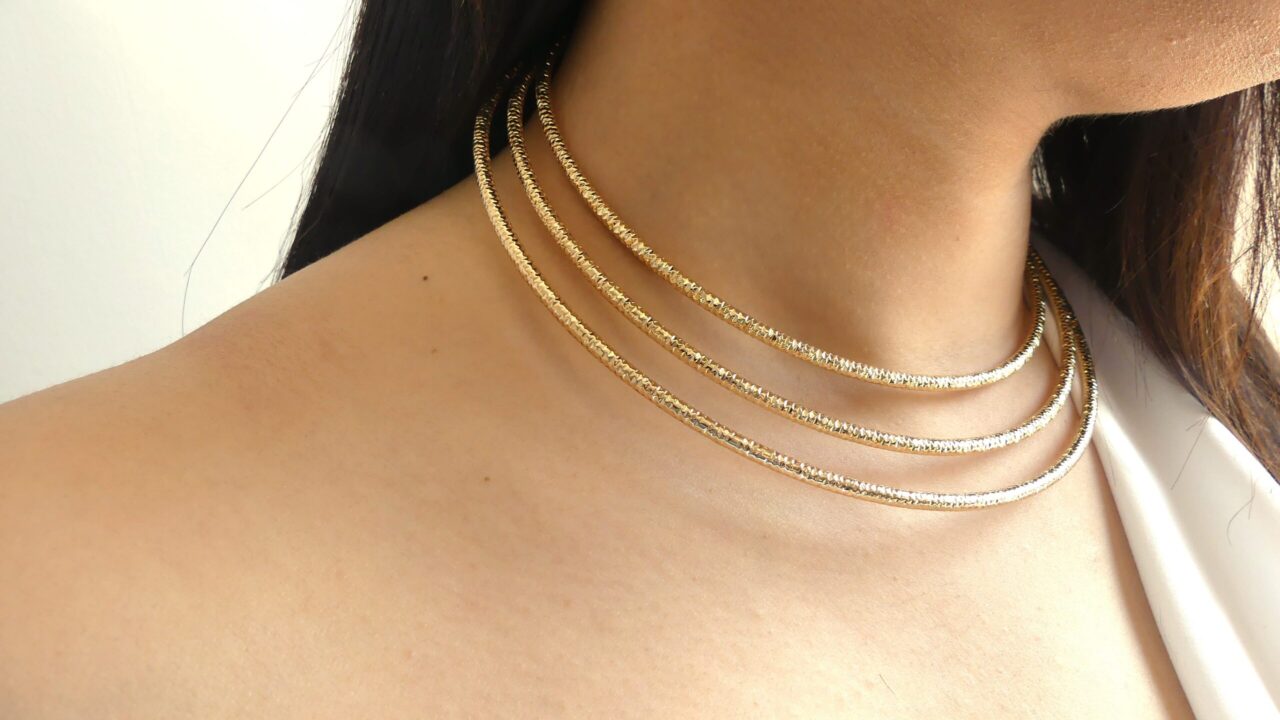 COLLANA RIGIDA TRIPLO GIRO